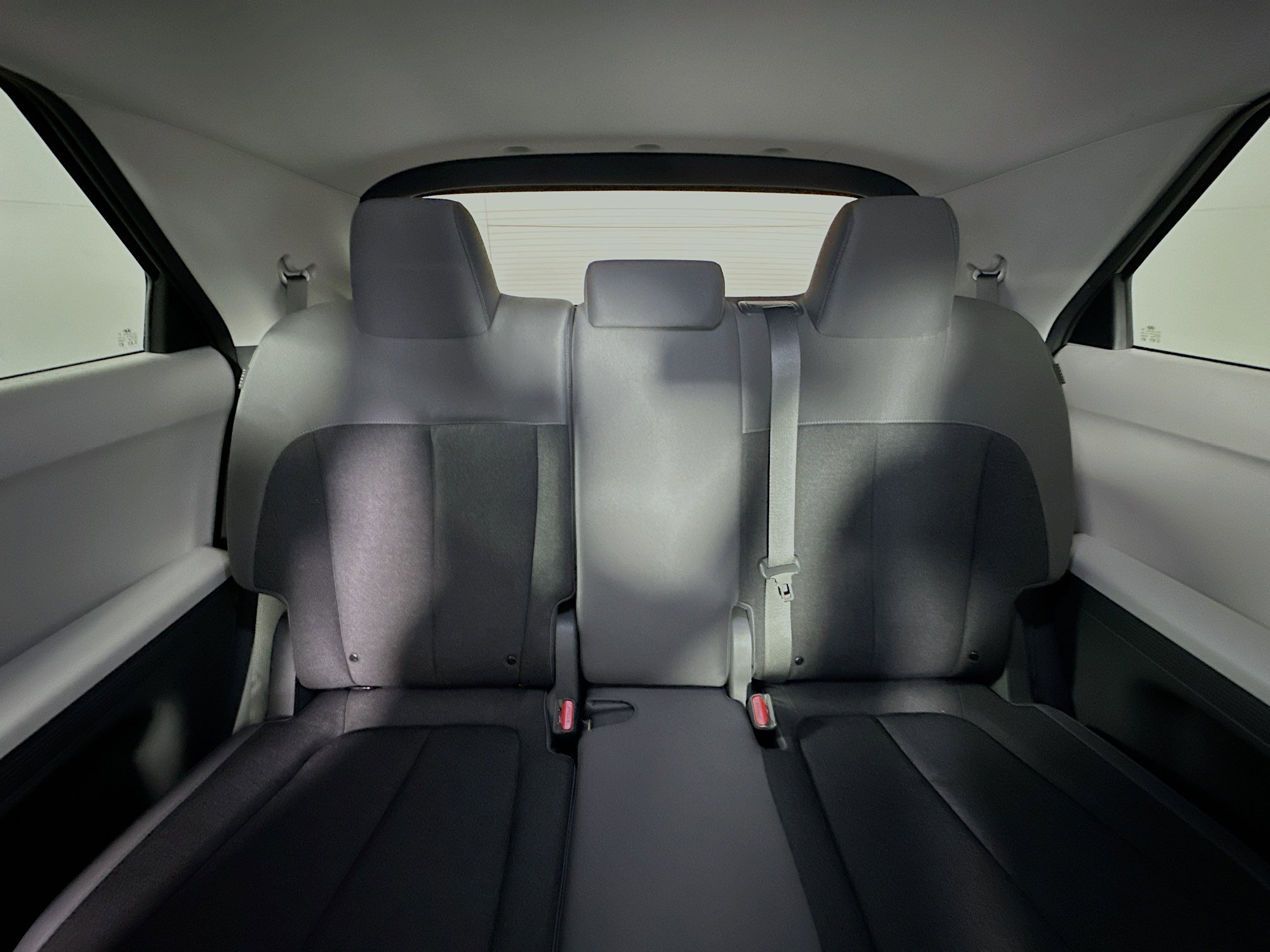 Used 2024 Hyundai Ioniq 5 SE image 30