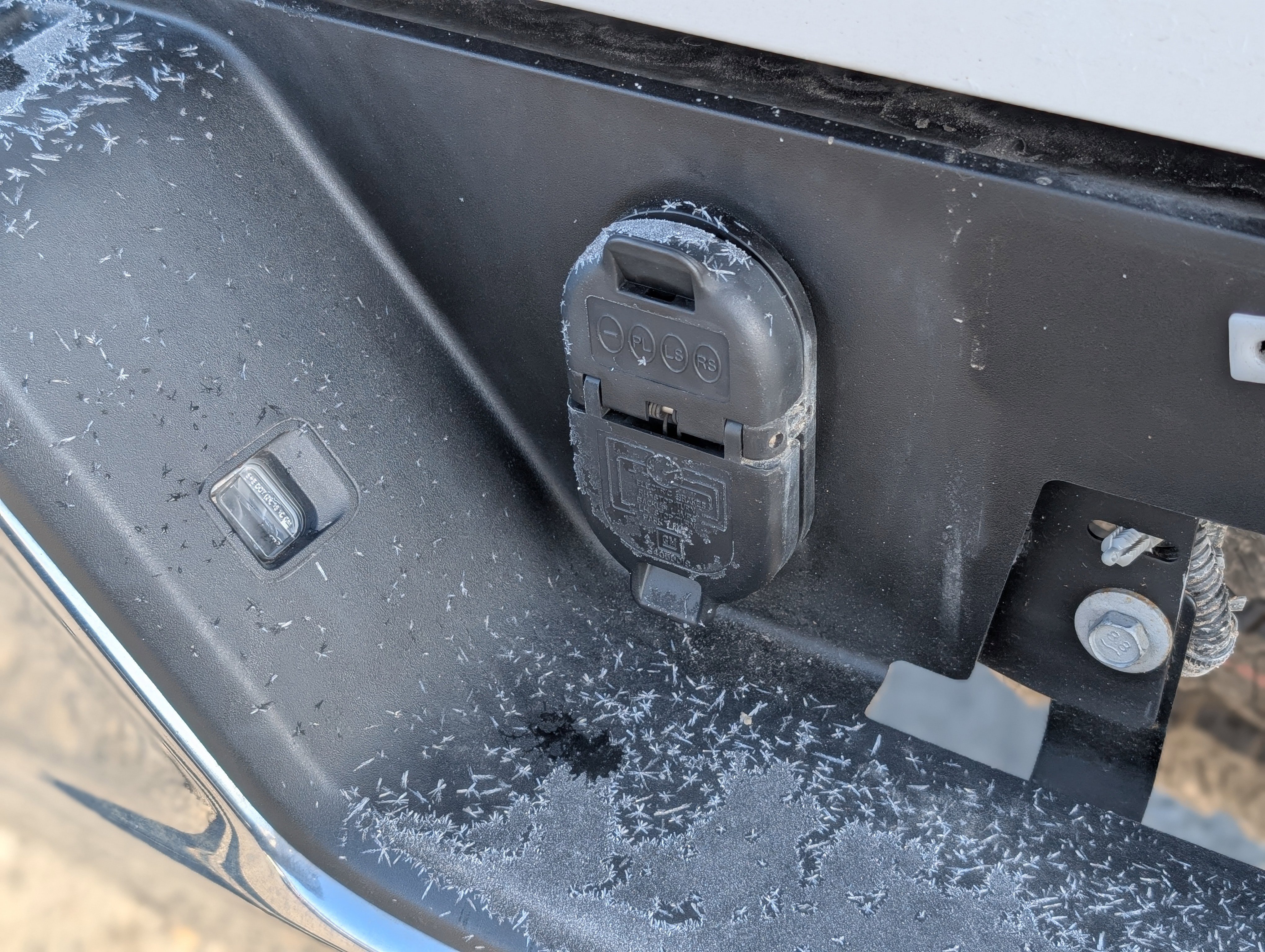 Used 2023 Chevrolet Silverado 2500 LT w/ Snow Plow Prep/Camper Package image 31