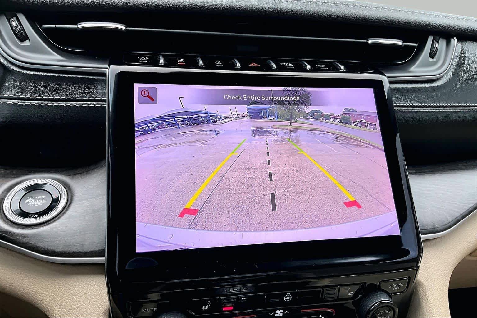 Used 2023 Jeep Grand Cherokee Limited w/ Trailer Tow Prep Group (B) RWD image 27