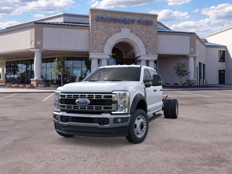 New 2026 Ford F550 4x4 Crew Cab image 2