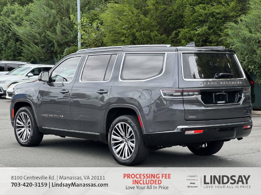 Used 2024 Jeep Grand Wagoneer Series III w/ HD Trailer Tow Package AWD/4WD image 7