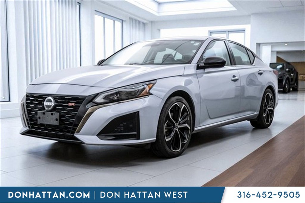 Used 2023 Nissan Altima 2.5 SR