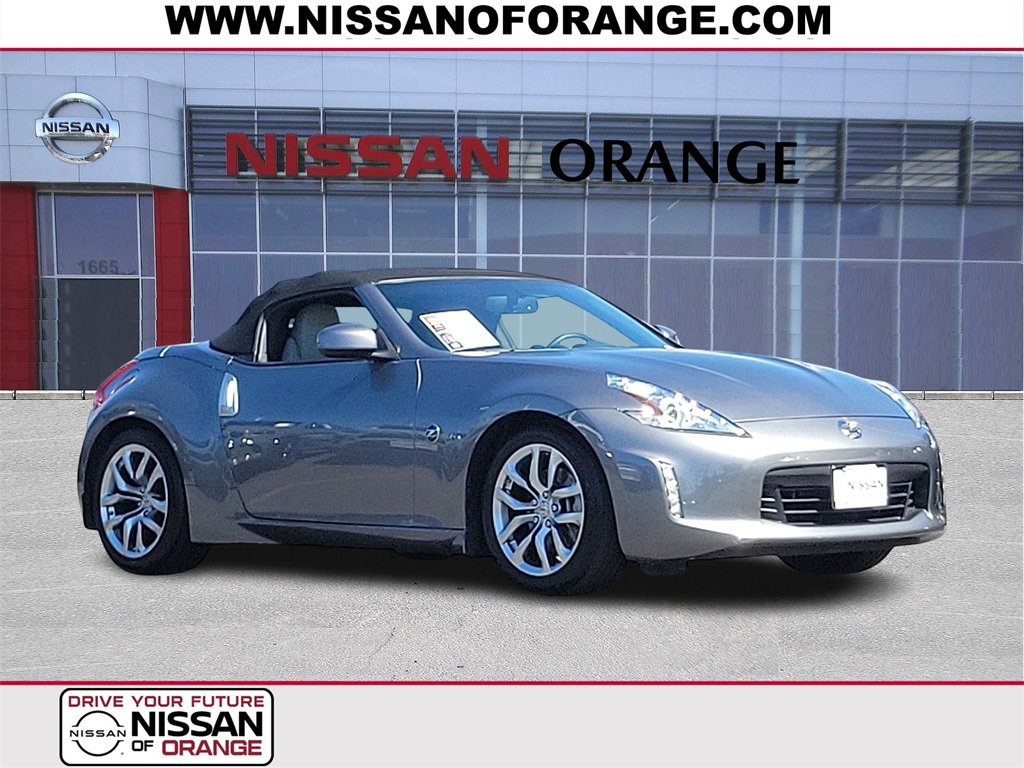 Used 2014 Nissan 370Z Touring w/ Navigation Package