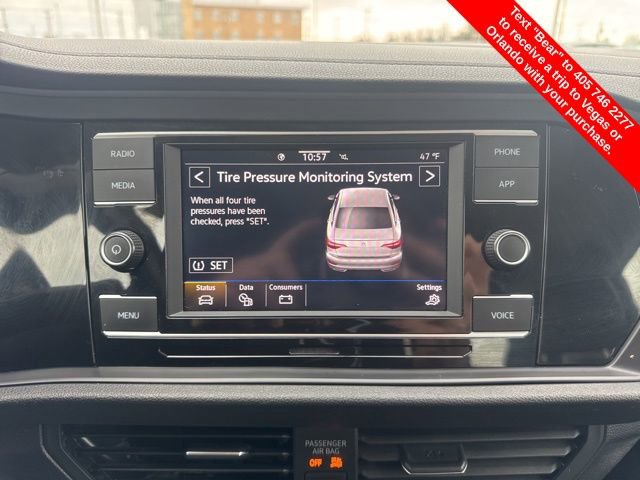 Used 2024 Volkswagen Jetta SE image 26