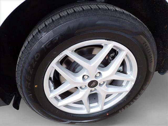 Used 2024 Ford Edge SEL image 7