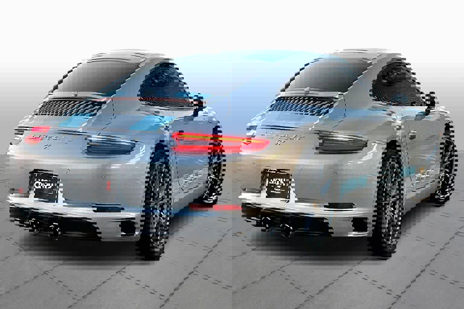 Used 2018 Porsche 911 Carrera image 14