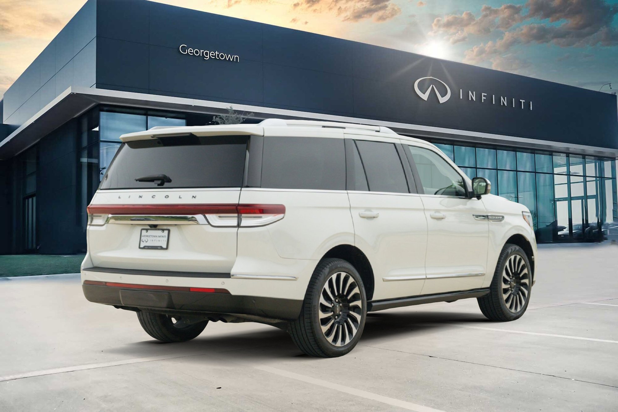 Used 2024 Lincoln Navigator Black Label AWD/4WD image 4