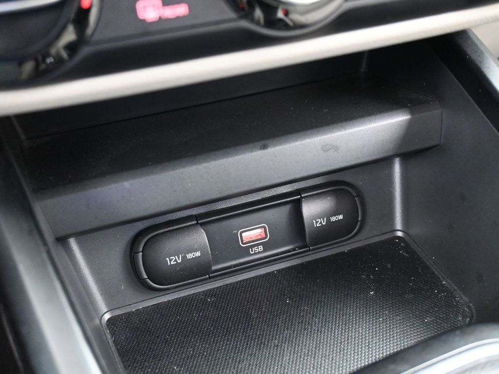 Used 2021 Kia Soul LX image 23