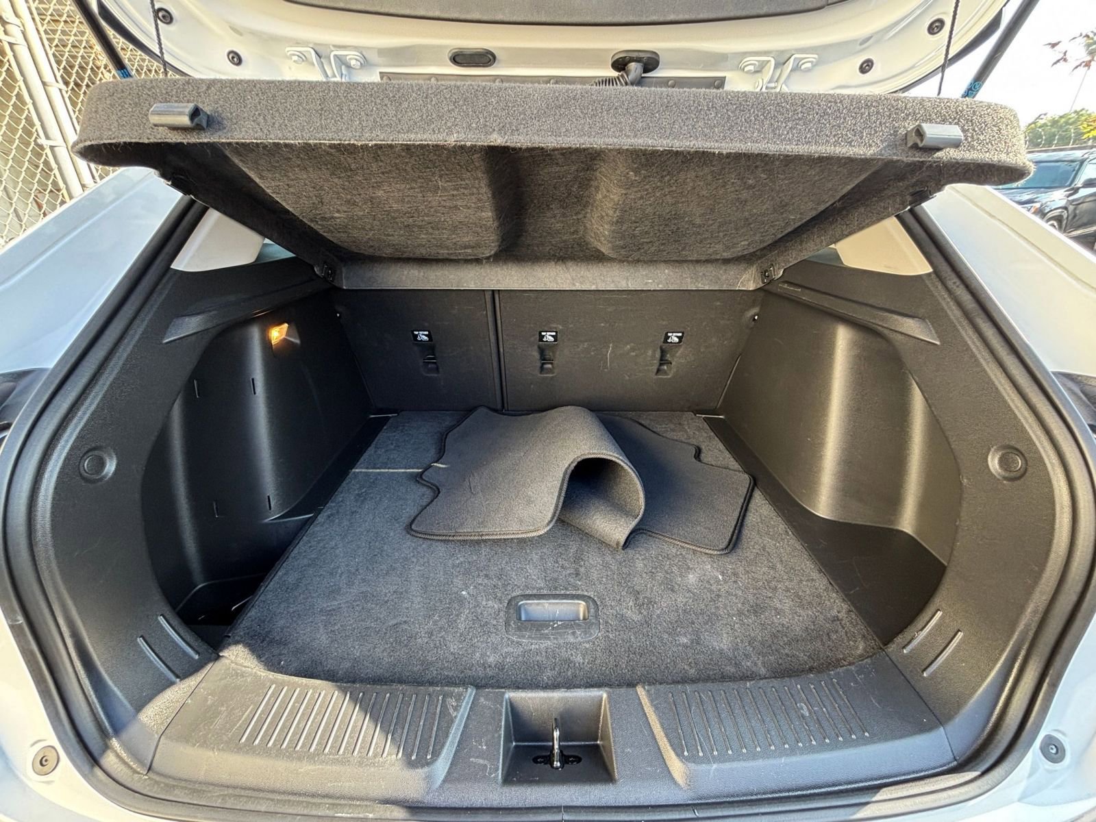 Used 2025 Chevrolet Trax LT w/ LT Convenience Package image 31