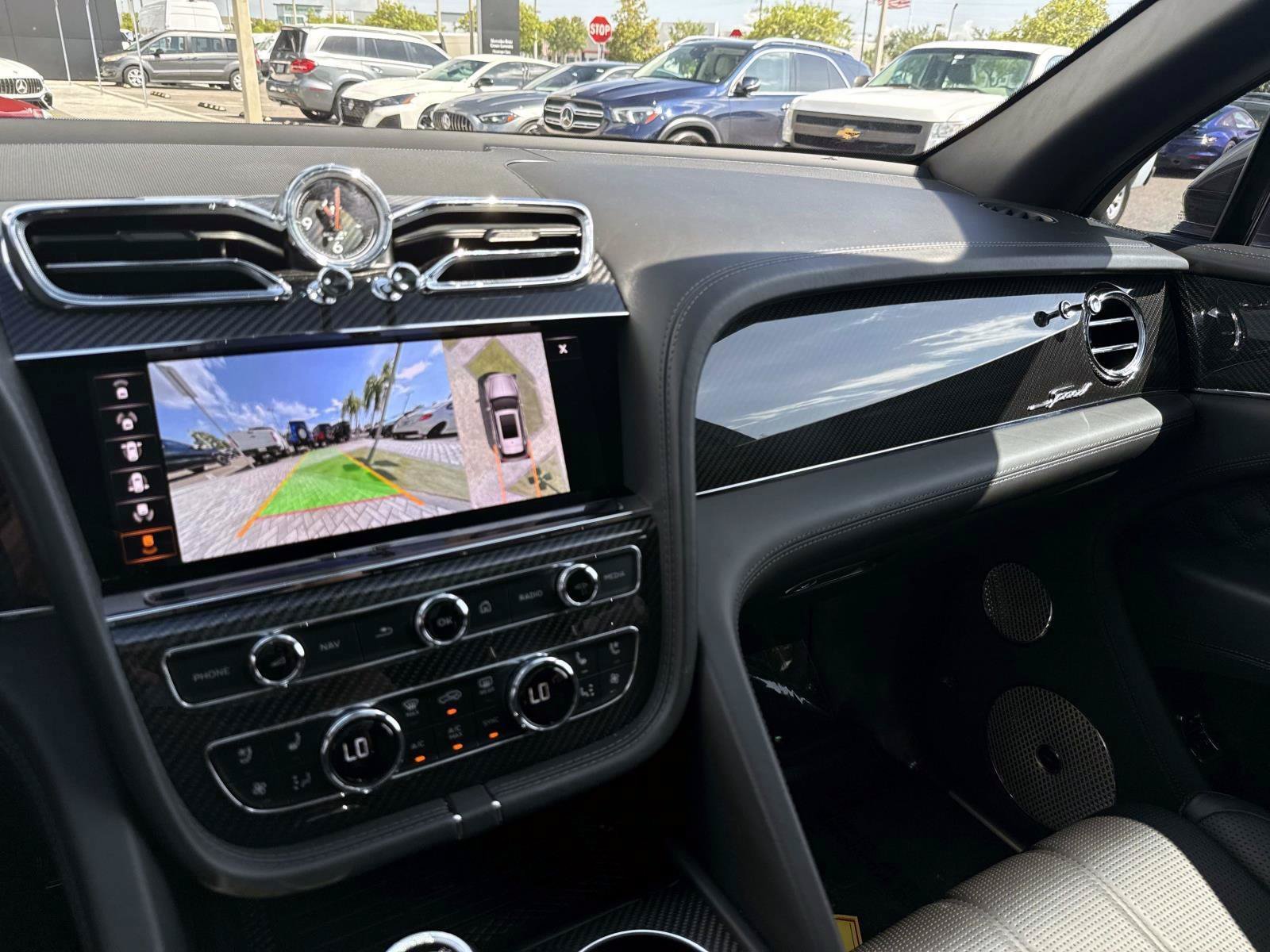 Used 2022 Bentley Bentayga Speed AWD/4WD image 26