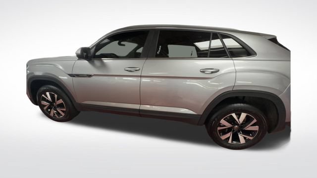 Certified 2023 Volkswagen Atlas Cross Sport SE FWD image 6