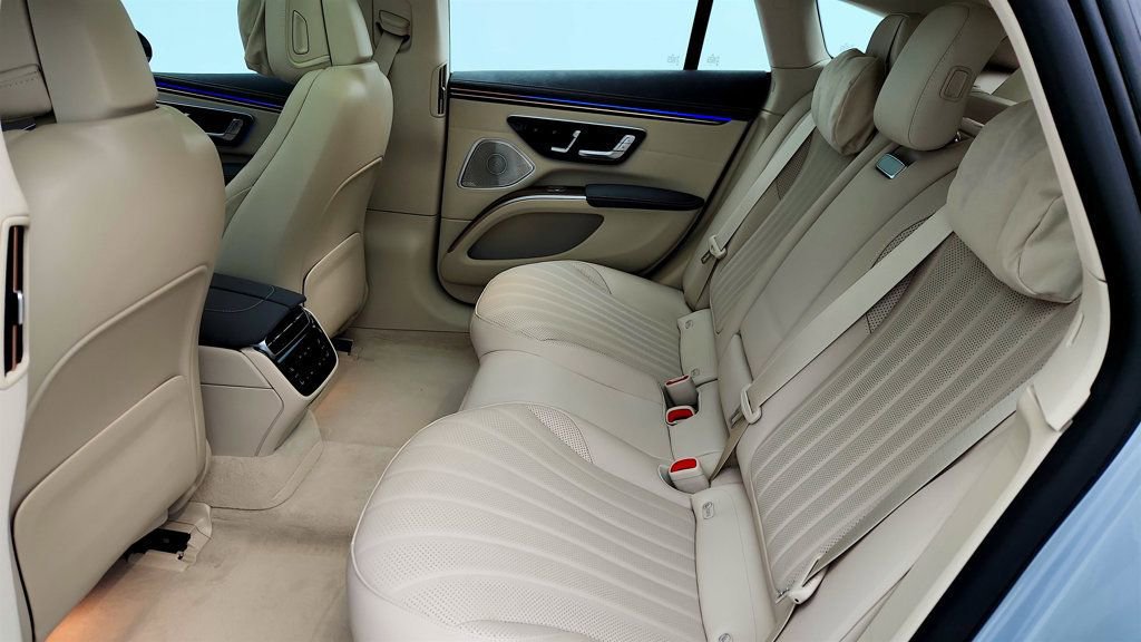 Used 2023 Mercedes-Benz EQS 580 4MATIC Sedan image 21