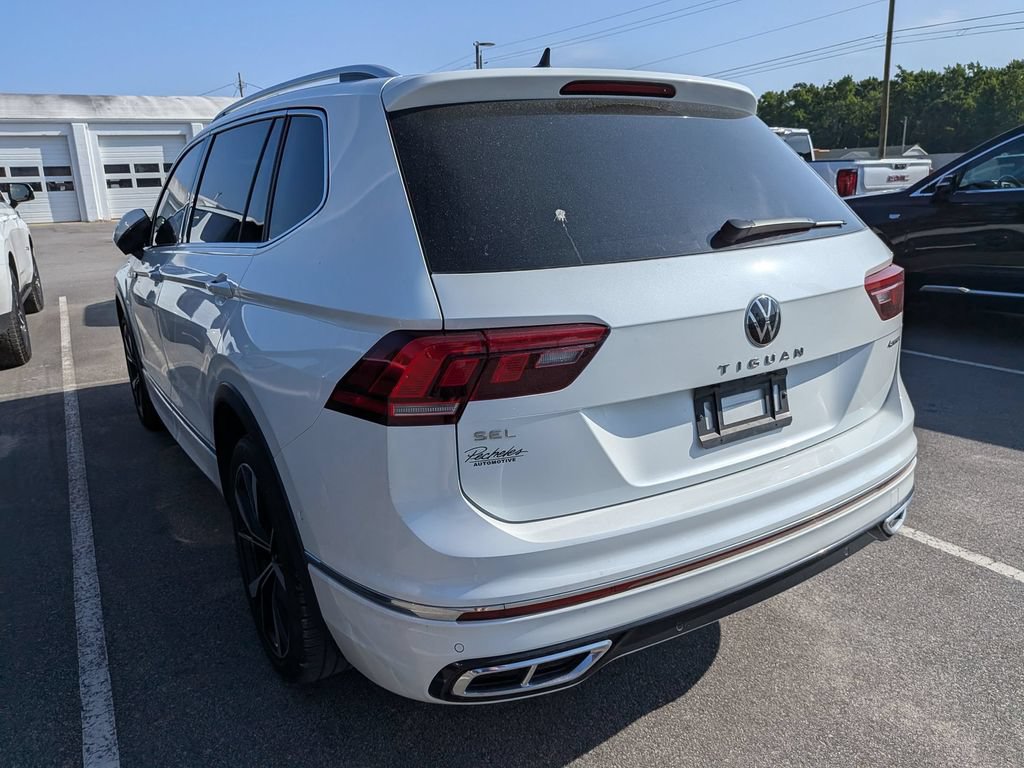 Used 2024 Volkswagen Tiguan SEL R-Line AWD/4WD image 6