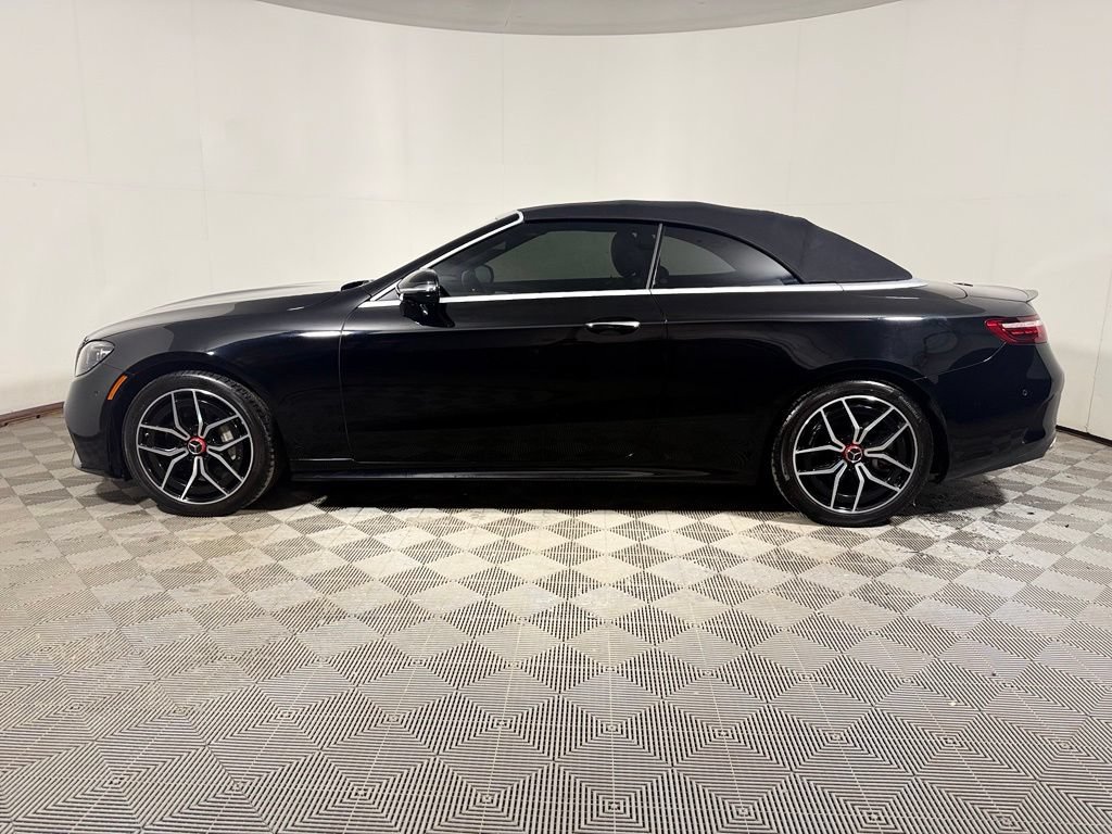 Used 2023 Mercedes-Benz E 450 4MATIC Cabriolet w/ AMG Line image 3
