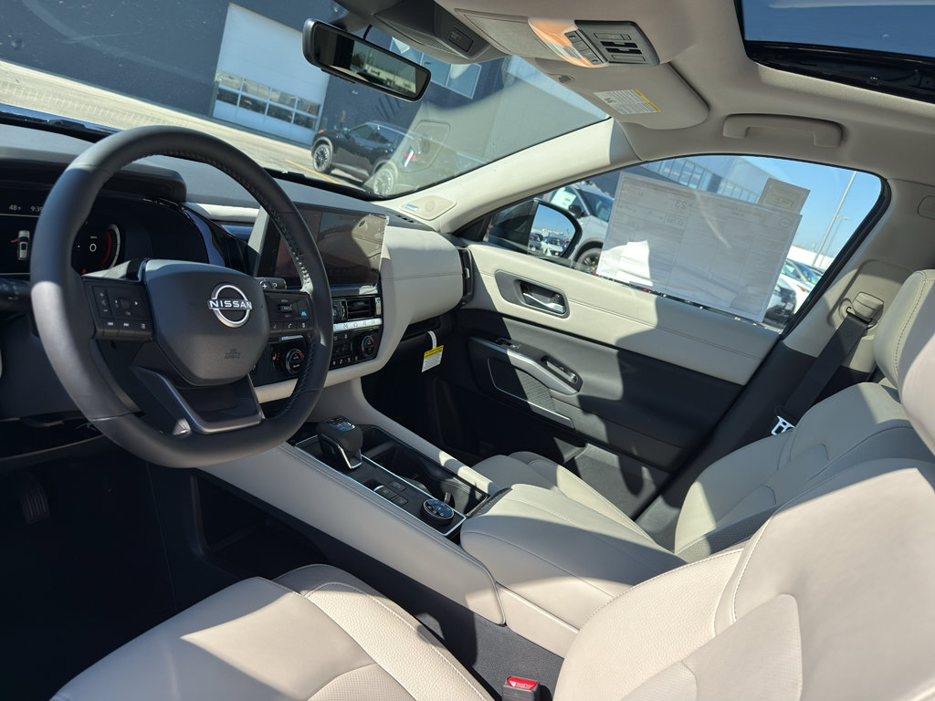 New 2026 Nissan Pathfinder SL AWD/4WD image 25