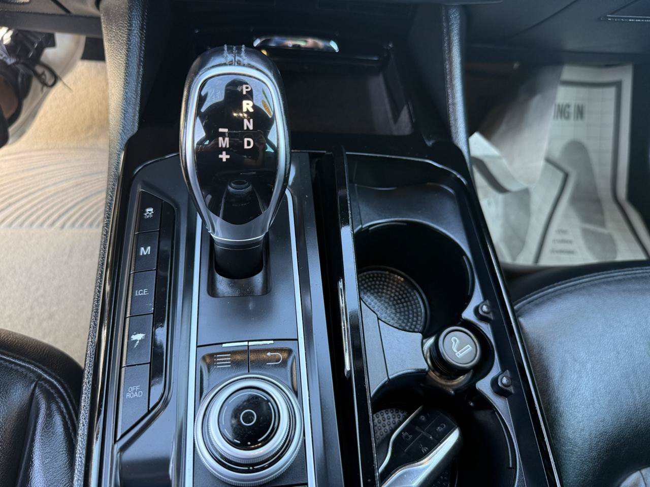 Used 2018 Maserati Levante AWD/4WD image 24