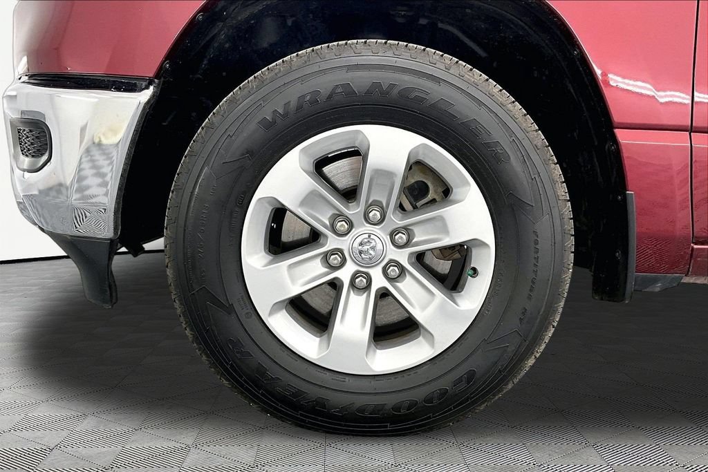 Used 2023 RAM 1500 Laramie AWD/4WD image 9