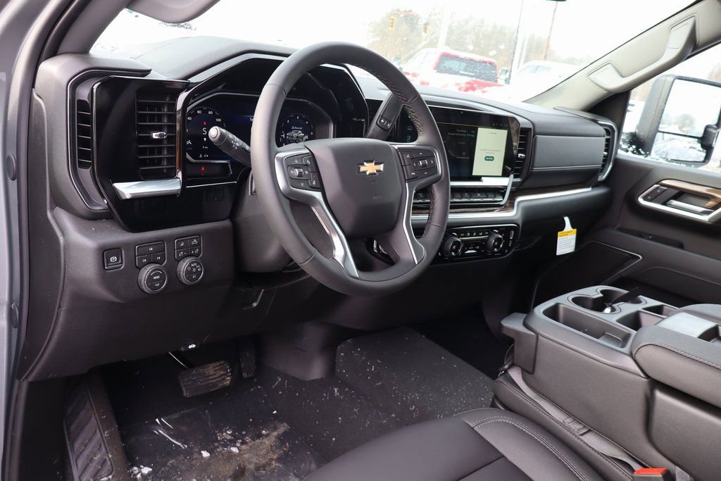 New 2026 Chevrolet Silverado 3500 LT w/ All Star Edition image 6