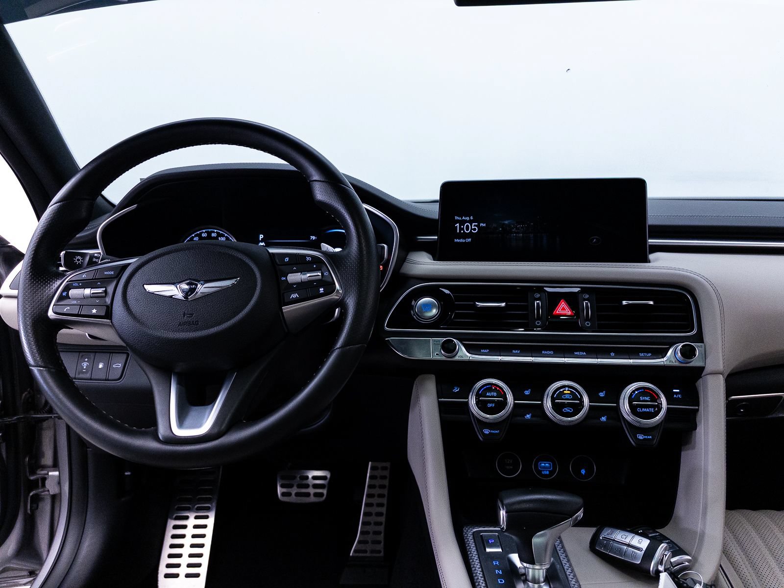 Used 2023 Genesis G70 2.0T w/ Sport Prestige Package RWD image 8