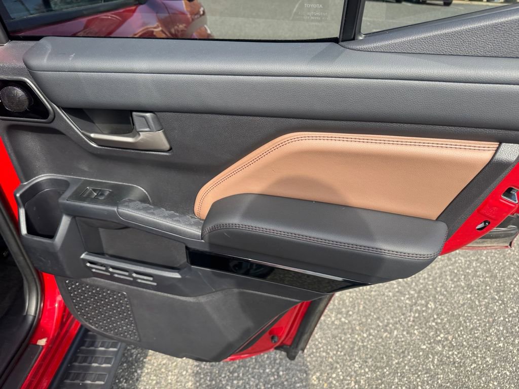 Used 2025 Toyota 4Runner Limited w/ Tow Technology Package image 21