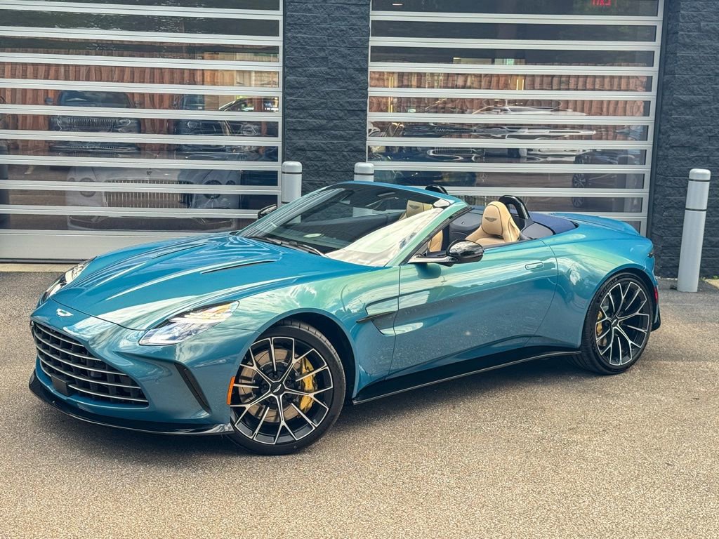 New 2026 Aston Martin V8 Vantage Roadster image 55