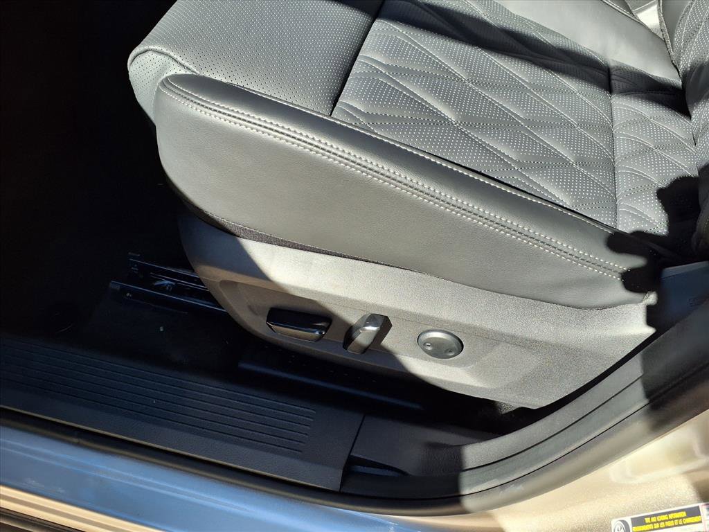 New 2026 Nissan Rogue Platinum image 14