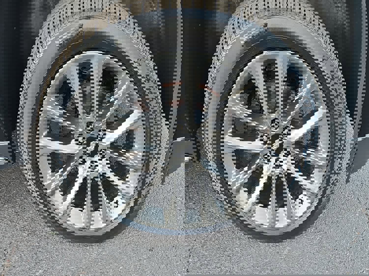 Used 2019 Cadillac Escalade Luxury w/ Escalade Sport Edition image 9