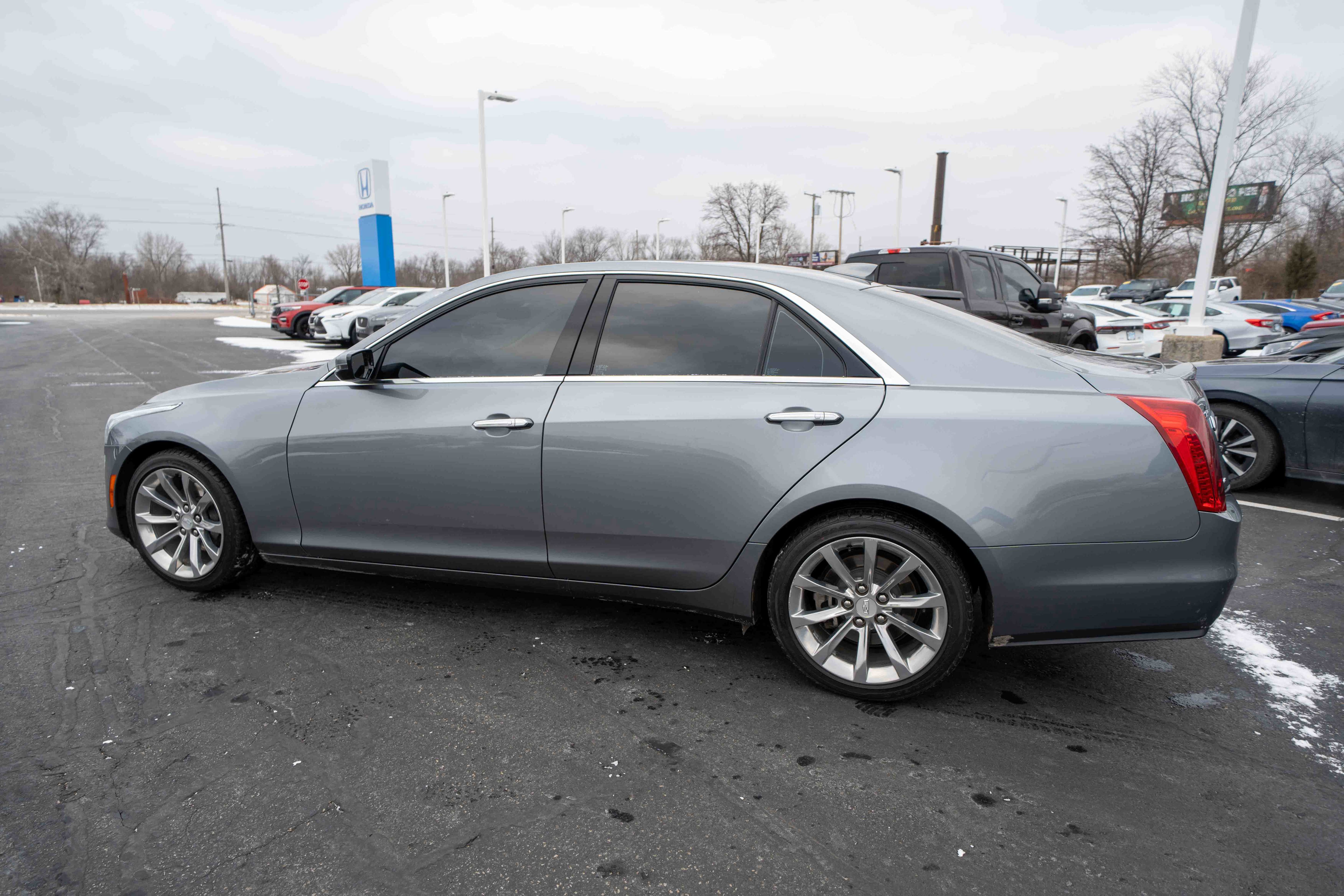 Used 2019 Cadillac CTS Luxury image 4