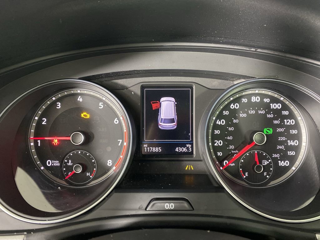 Used 2018 Volkswagen Atlas SEL w/ R-Line Package image 15