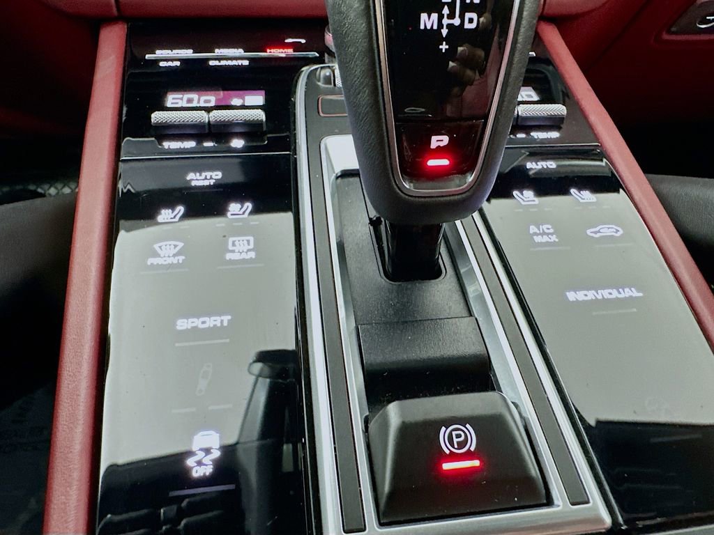 Certified 2023 Porsche Cayenne Platinum Edition AWD/4WD image 23