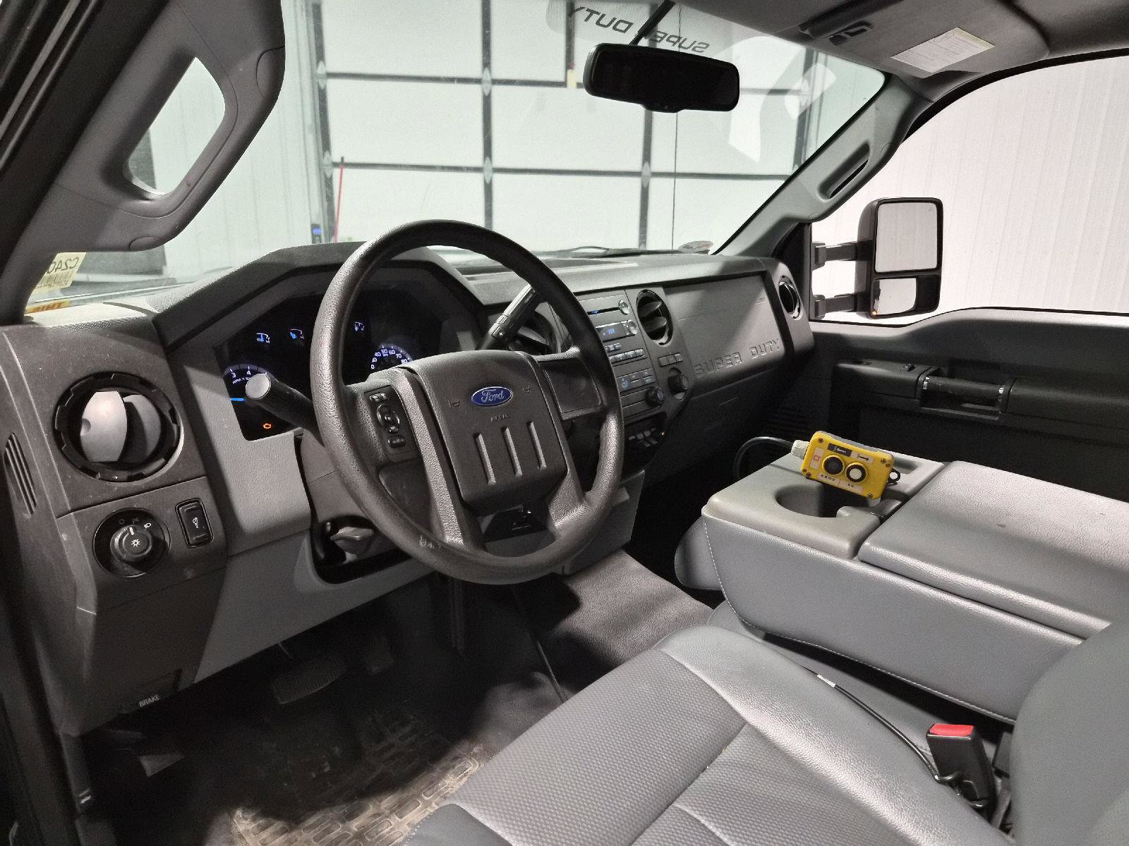 Used 2016 Ford F350 XL w/ Power Equipment Group image 11