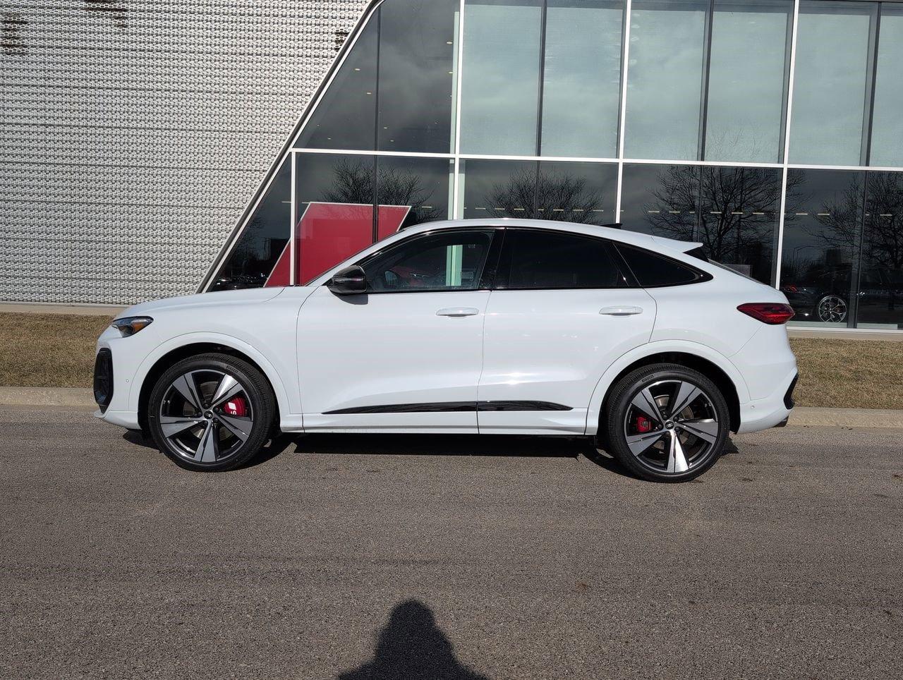 New 2025 Audi SQ5 Premium Plus image 30