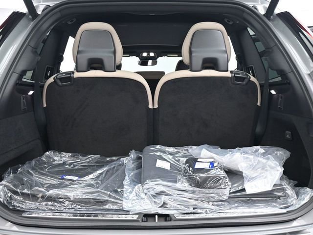New 2026 Volvo XC90 B6 Plus w/ Protection Package Premier image 10