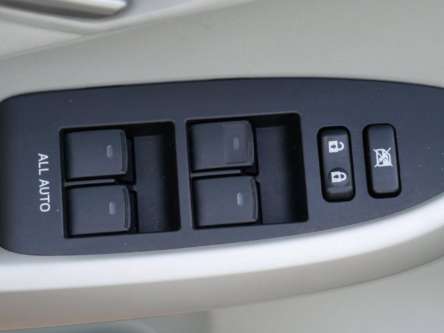 Used 2012 Toyota Prius Three FWD image 15