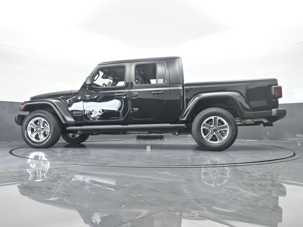 Used 2024 Jeep Gladiator Sport w/ Premium Package image 59