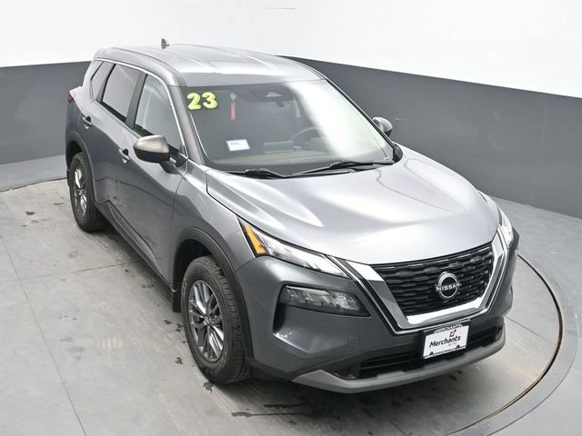 Used 2023 Nissan Rogue S AWD/4WD image 22