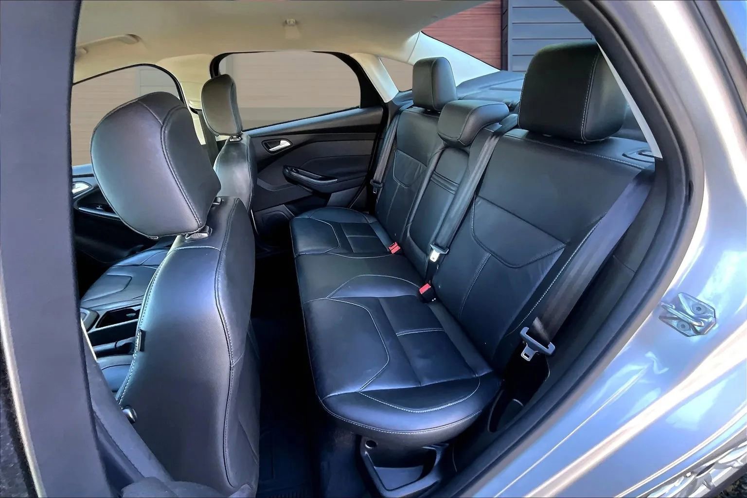 Used 2016 Ford Focus SE w/ Equipment Group 201A image 24