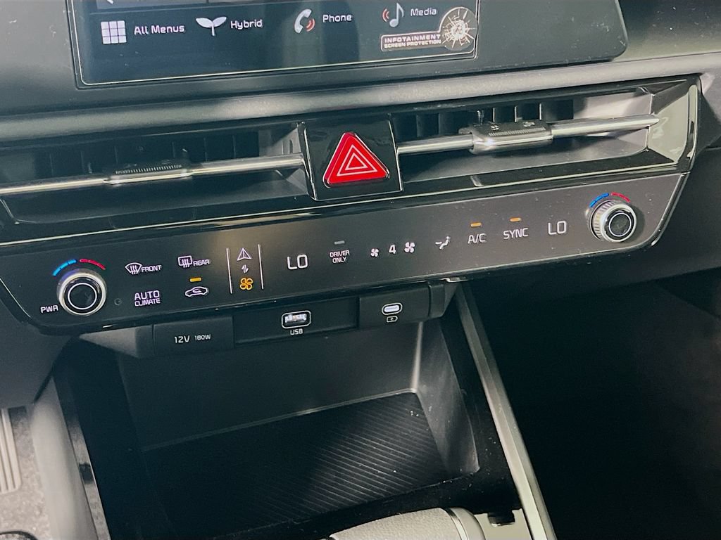 New 2026 Kia Niro LX FWD image 13