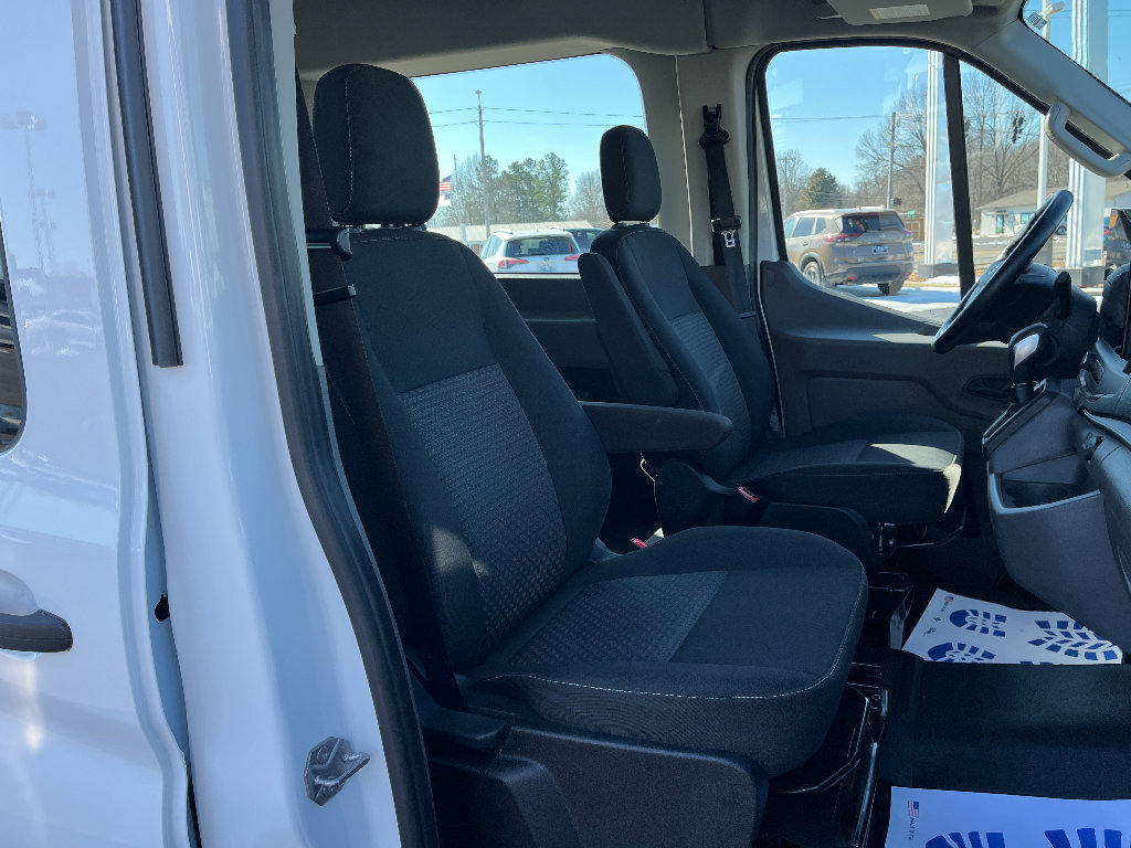 Used 2023 Ford Transit 350 XL image 25