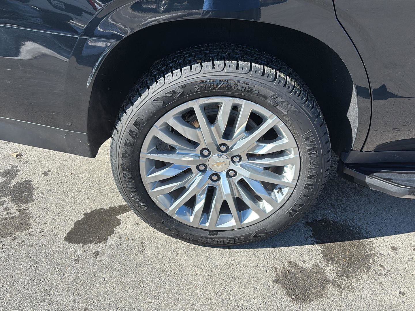 Used 2024 Chevrolet Tahoe RST w/ Luxury Package image 11