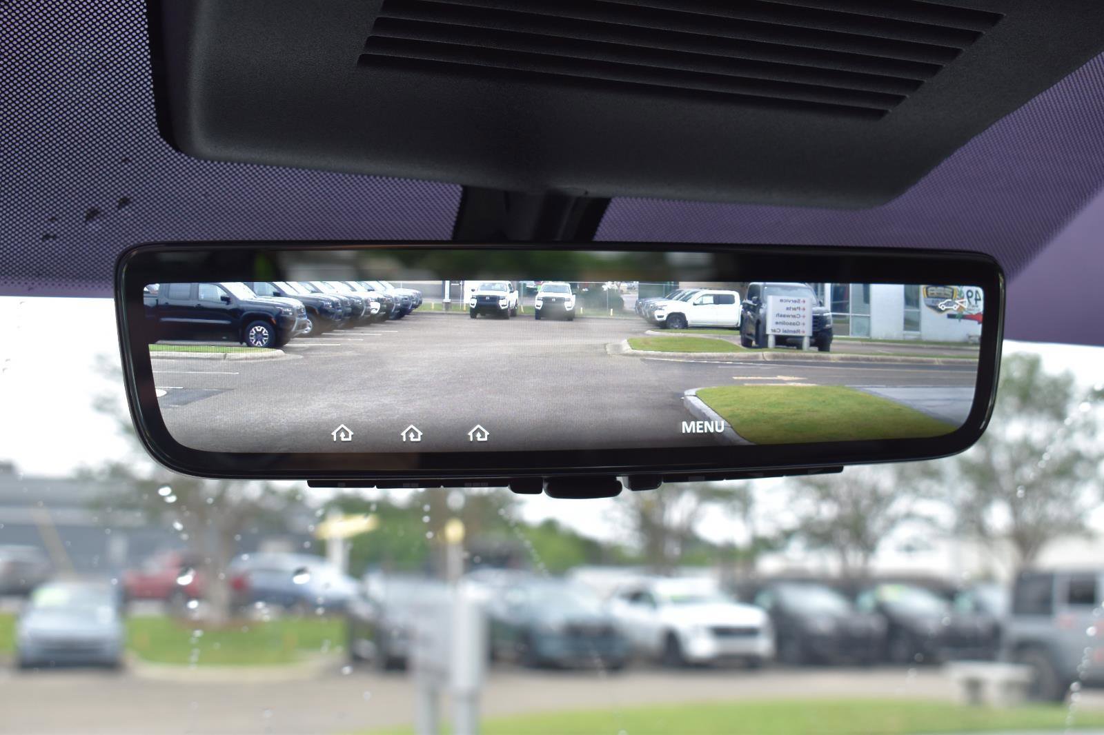 Used 2023 Nissan Armada Platinum w/ Captain's Chairs Package RWD image 43