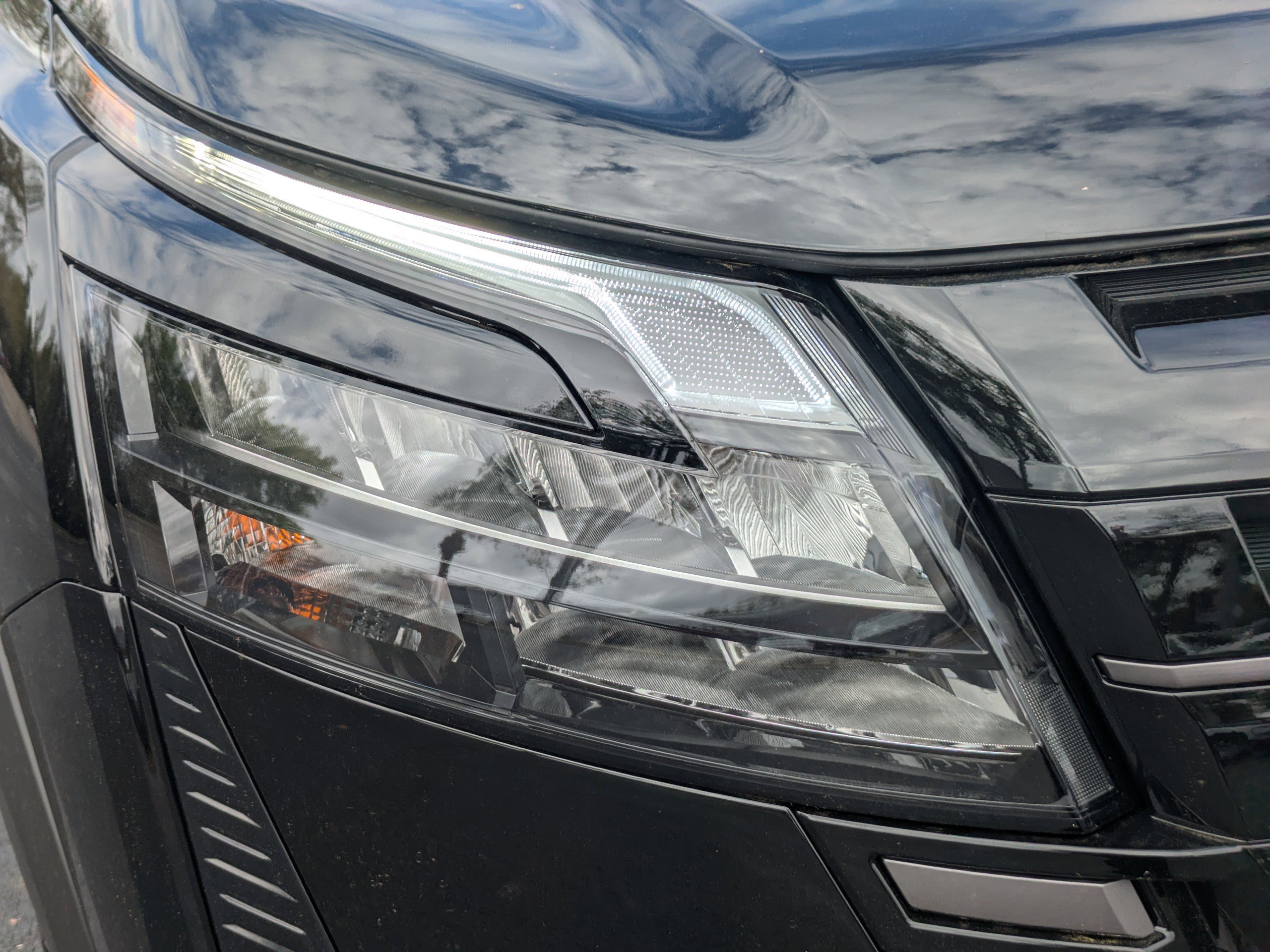 New 2026 Nissan Pathfinder SV FWD image 10