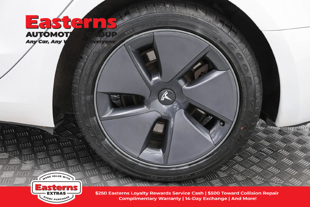 Used 2023 Tesla Model 3 Standard Range RWD image 28