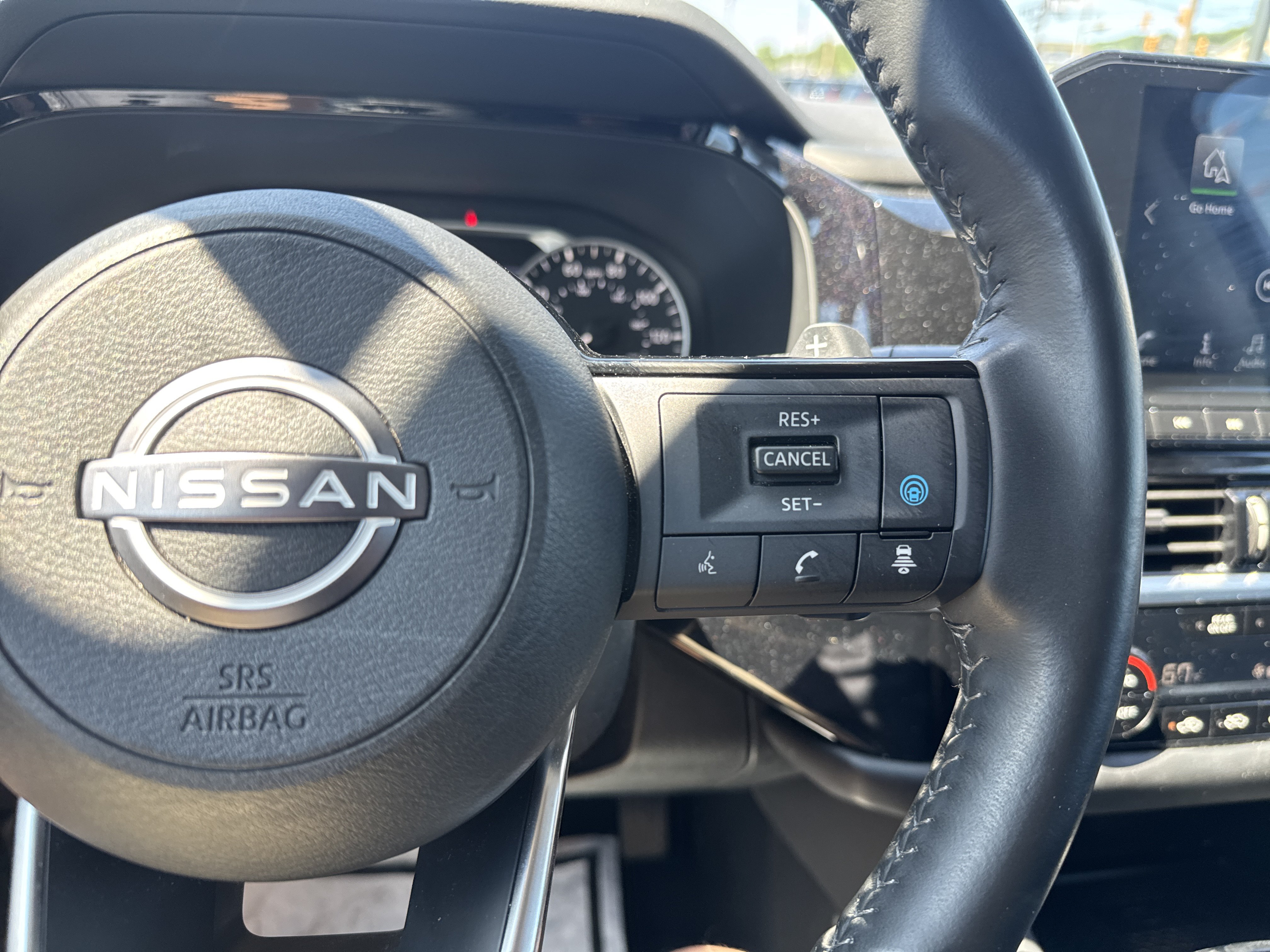 Used 2023 Nissan Pathfinder SL w/ SL Premium Package AWD/4WD image 20