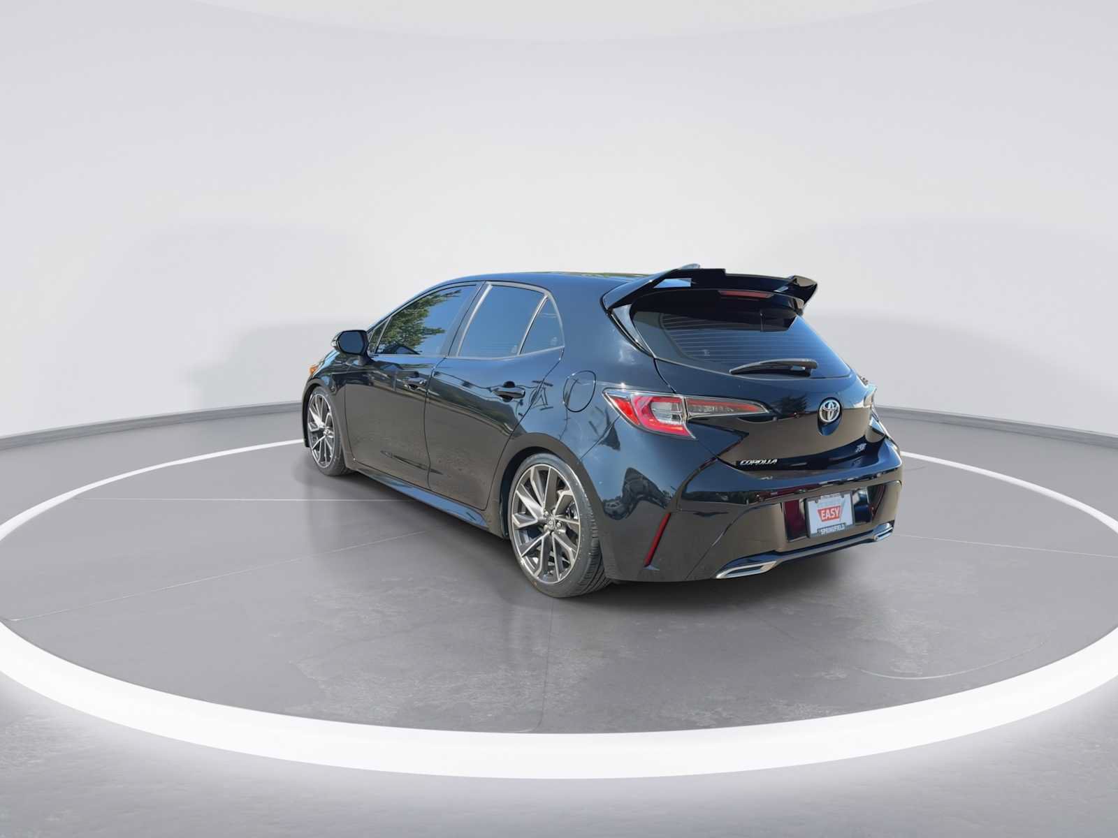 Used 2021 Toyota Corolla XSE FWD image 6