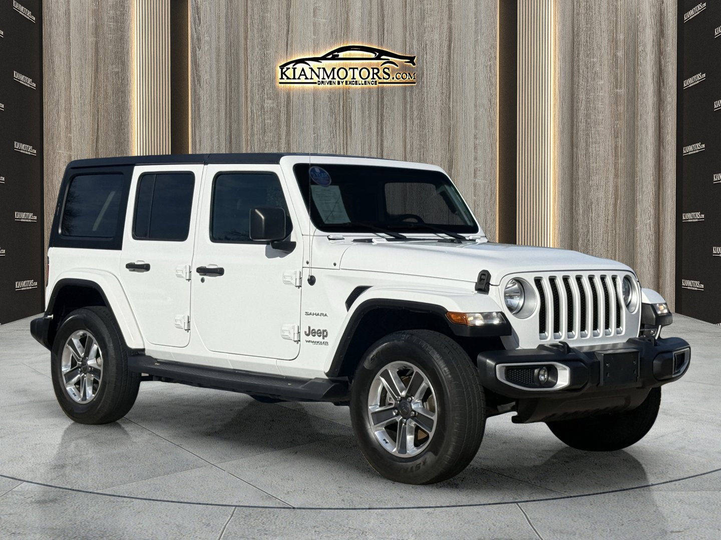 Used 2021 Jeep Wrangler Unlimited Sahara image 1