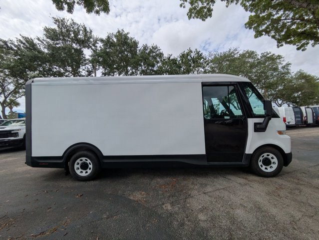 Used 2024 Chevrolet Brightdrop 600 w/ Battery Pack, Max Range AWD/4WD image 4
