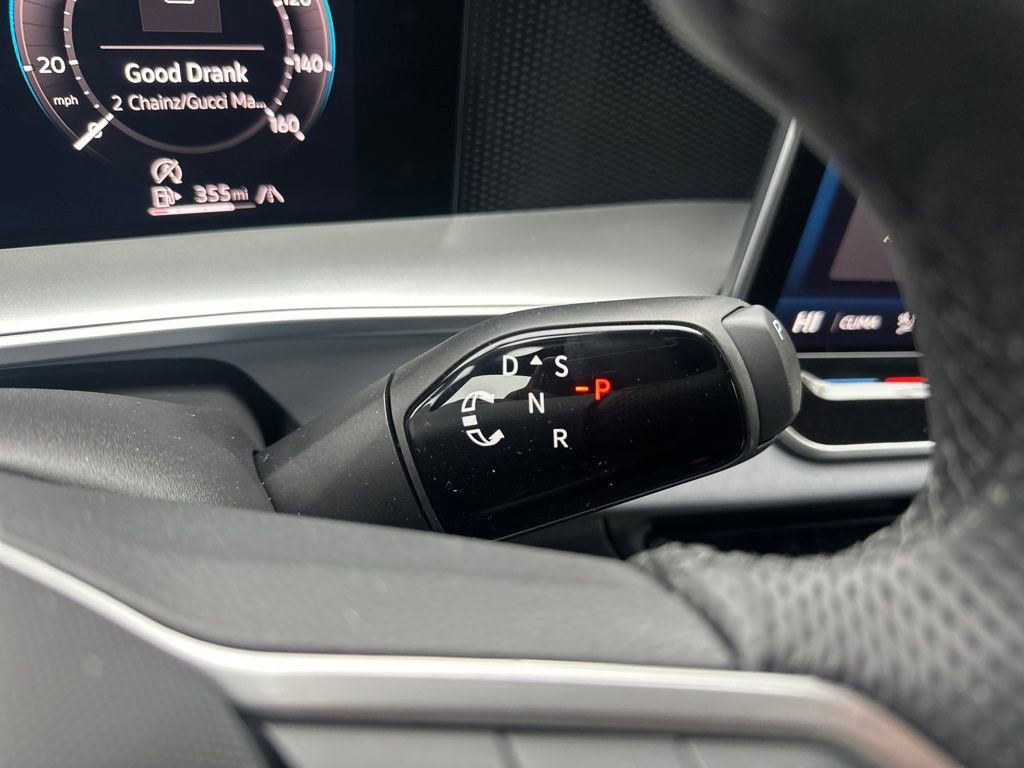 New 2026 Volkswagen Tiguan SE R-Line AWD/4WD image 19