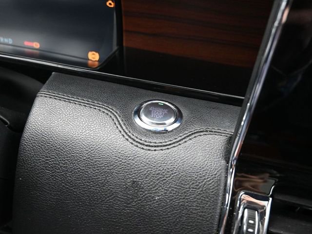 Used 2023 Lincoln Navigator Reserve image 18