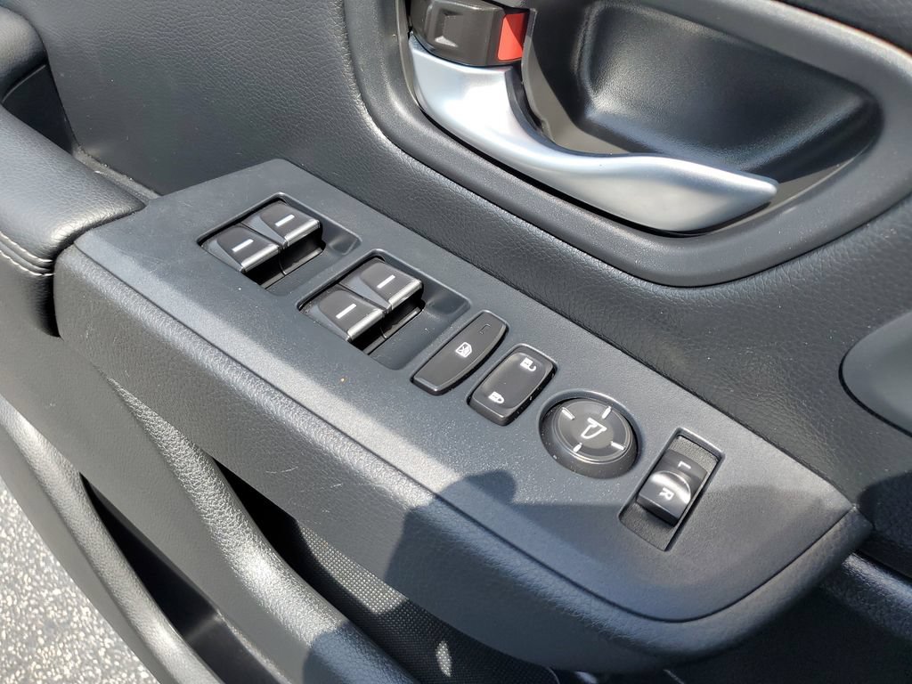 Certified 2025 Honda Pilot EX-L image 31